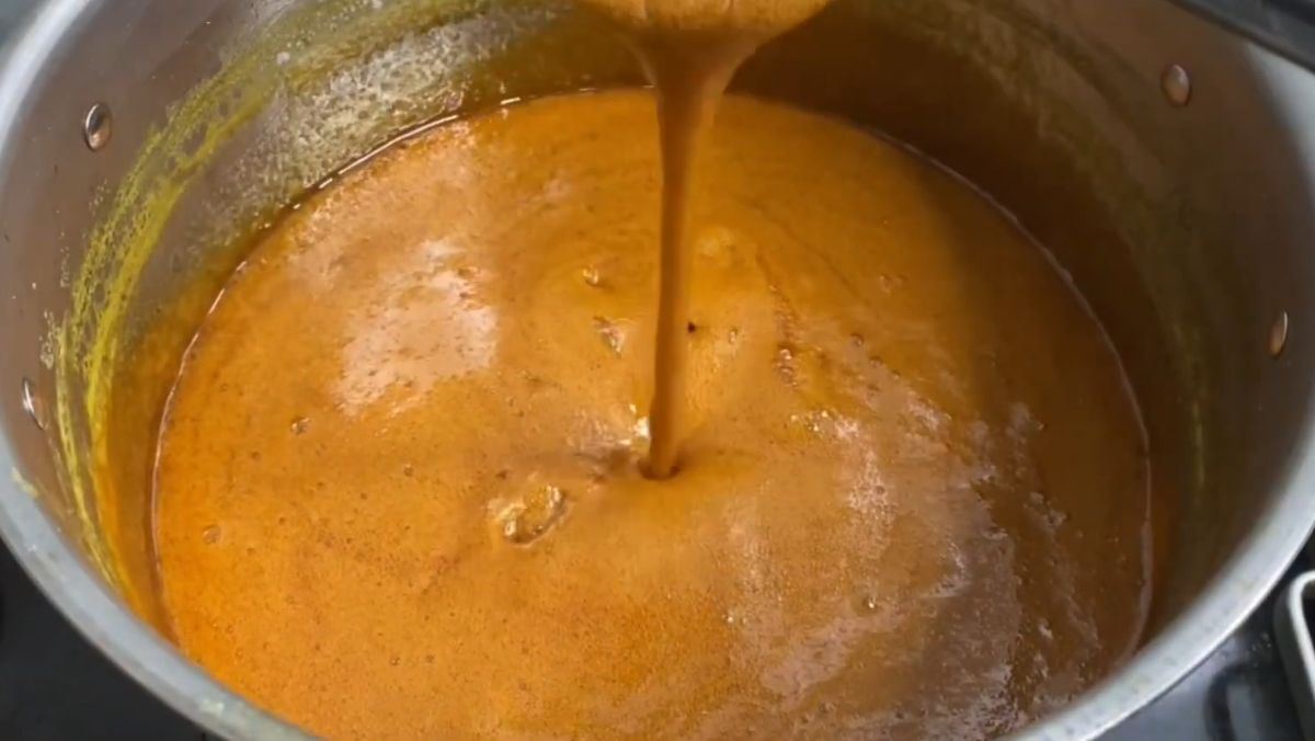 Mật mía từ nước mía