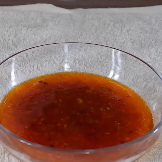 Cách làm sốt bánh mì nướng muối ớt để lâu kinh doanh bằng quánh nấu bột