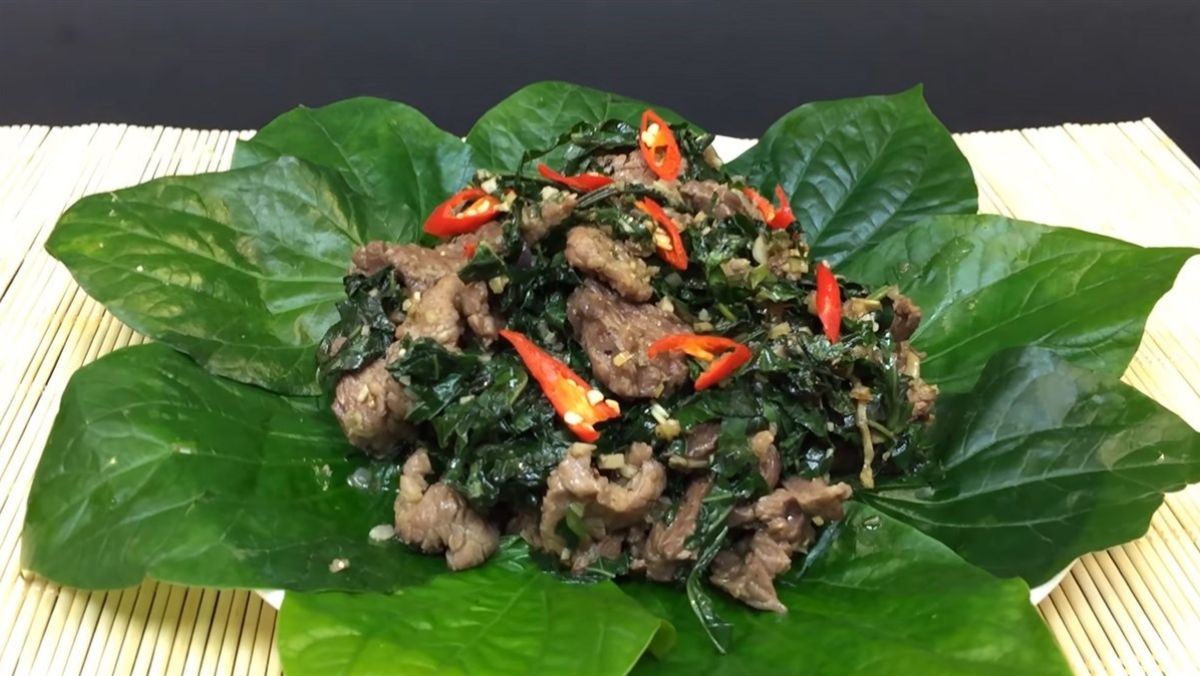 Lòng bò xào lá lốt