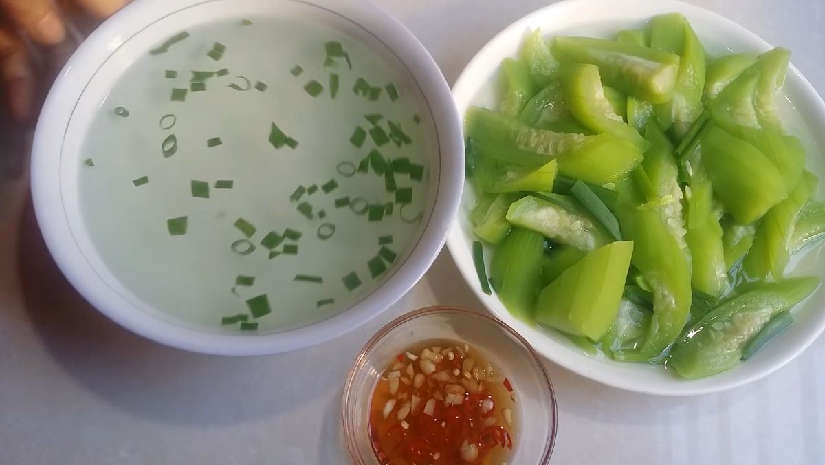 Mướp luộc