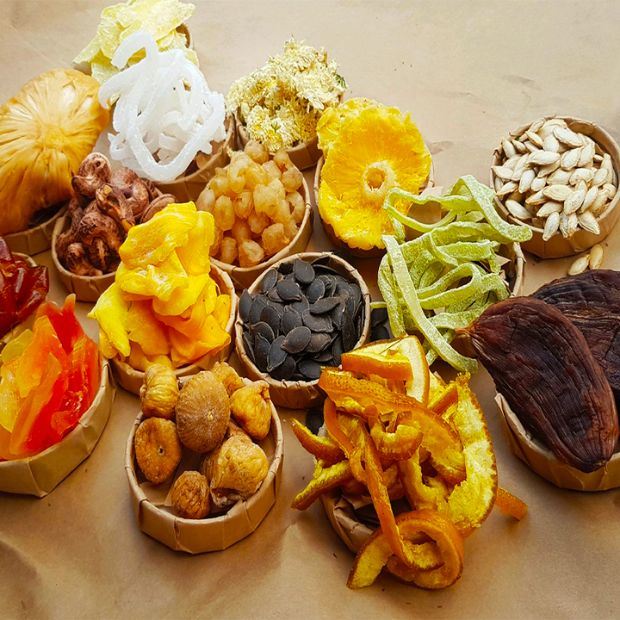 Tổng hợp 10+ loại mứt trái cây ngày Tết làm bằng chảo và lò nướng thùng