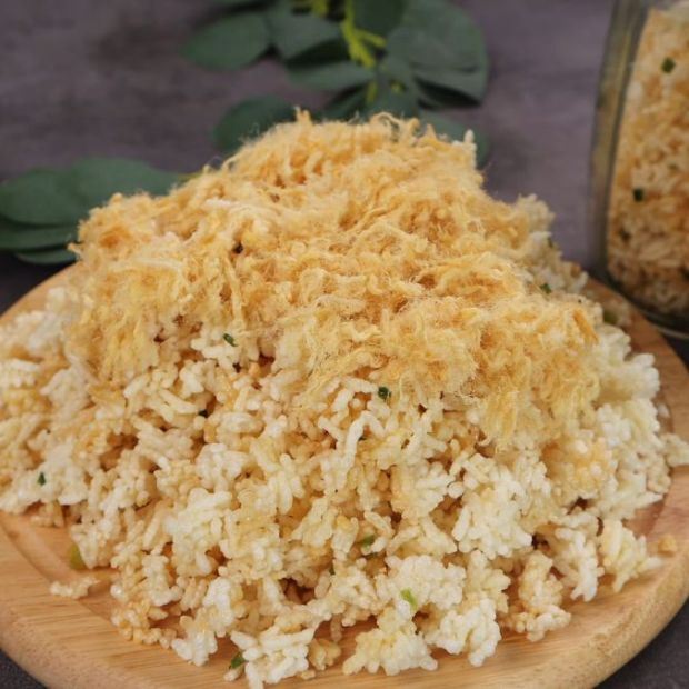 cơm cháy từ cơm nguội