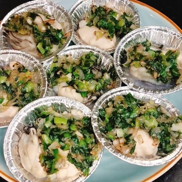 ruột hàu nướng mỡ hành bằng nồi chiên không dầu