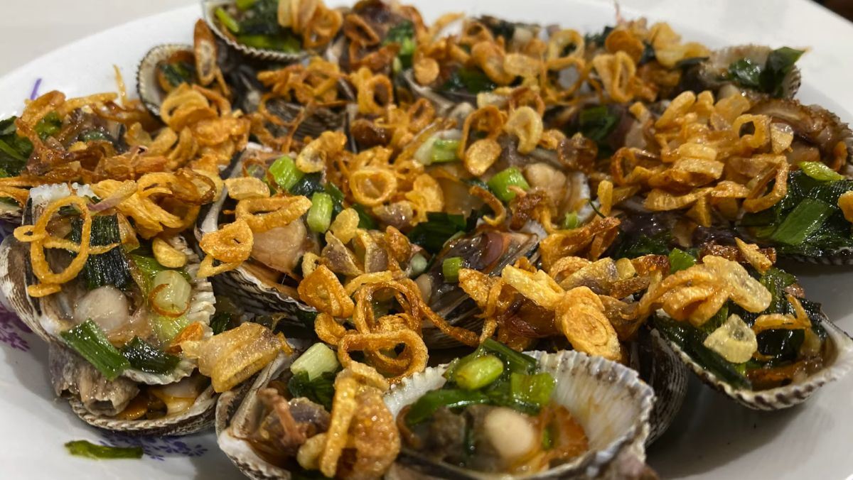 sò lông nướng mỡ hành bằng nồi chiên không dầu