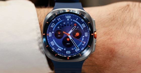 Samsung Galaxy Watch Ultra 2025 ra mắt có gì mới? Giá bao nhiêu?