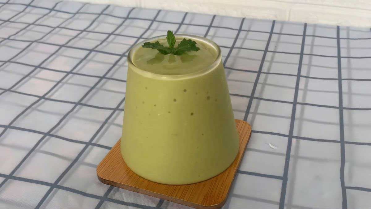 Sinh tố bơ chuối