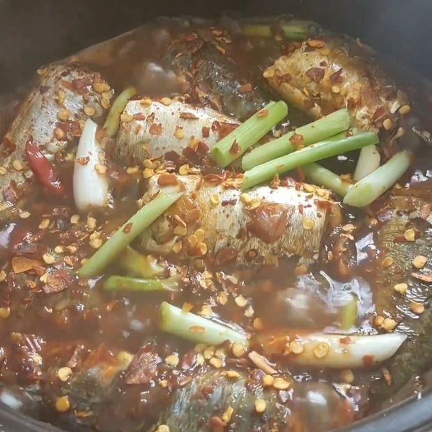 cá nục kho kiểu miền Trung ngon