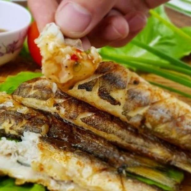 Cách làm cá nhồng nướng muối ớt thơm lừng bằng nồi chiên không dầu