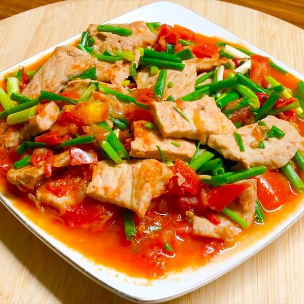 Cách làm thịt heo sốt cà chua đậm đà bắt cơm bằng chảo chống dính