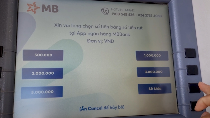 Nhập ch&iacute;nh x&aacute;c số tiền cần r&uacute;t với số tiền đ&atilde; nhập tr&ecirc;n app ở bước 4 > Bấm Tiếp tục hoặc Enter