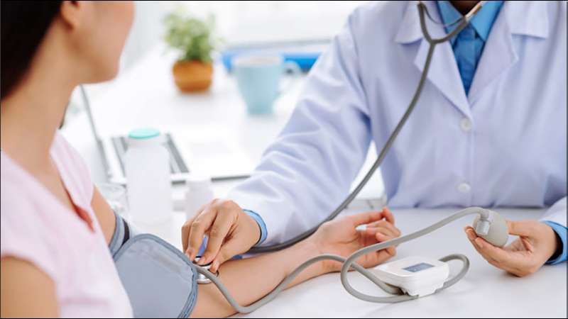 Phụ nữ trưởng thành nên thực hiện kiểm tra sức khỏe, đặc biệt là khám phụ khoa định kỳ