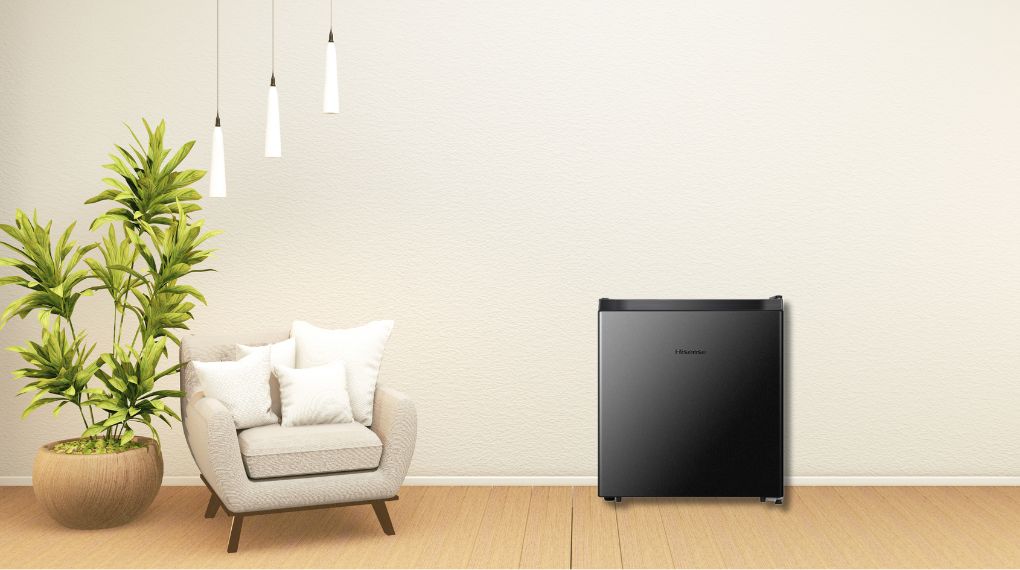 Tủ lạnh Hisense 45 lít HR05DB mini nhỏ gọn tiết kiệm điện phù hợp cho phòng trọ sinh viên và khách sạn