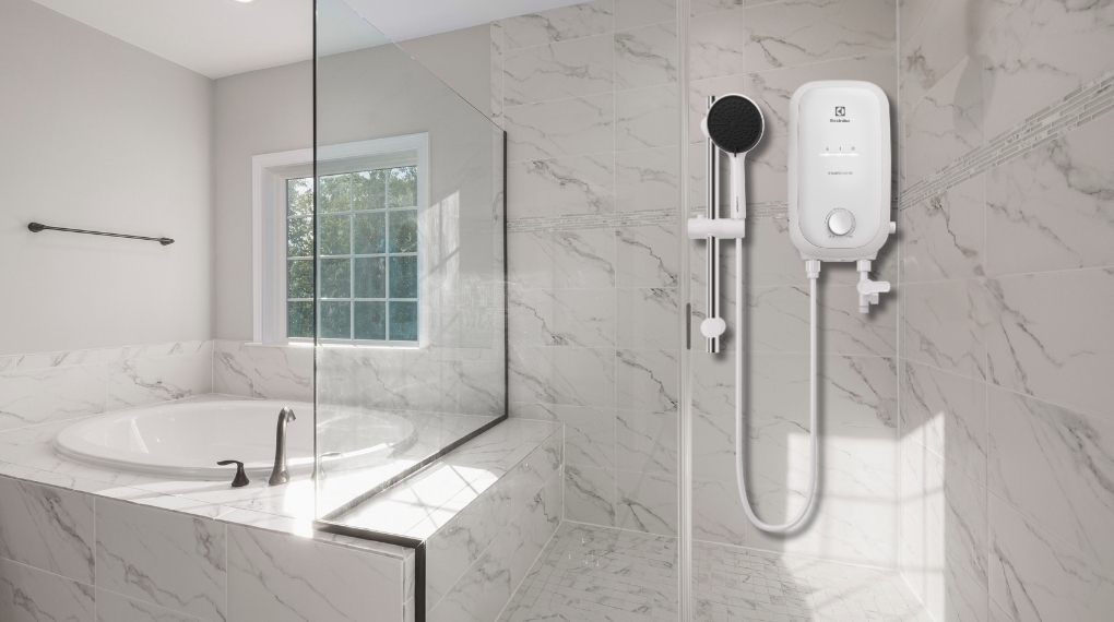 Máy nước nóng trực tiếp Electrolux 4500W EWE451QB-W4 sang trọng tích hợp tính năng SafeReady