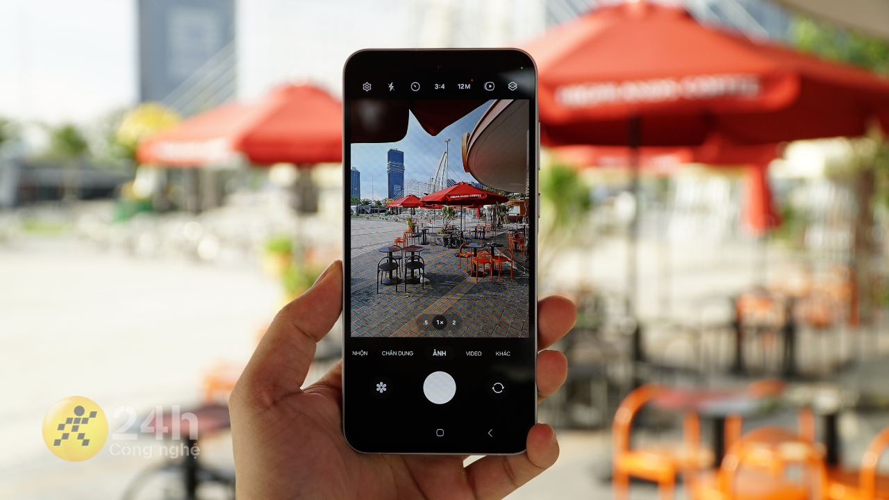 Khám phá vạn sắc chill của Gen Z qua lăng kính Galaxy A55 5G