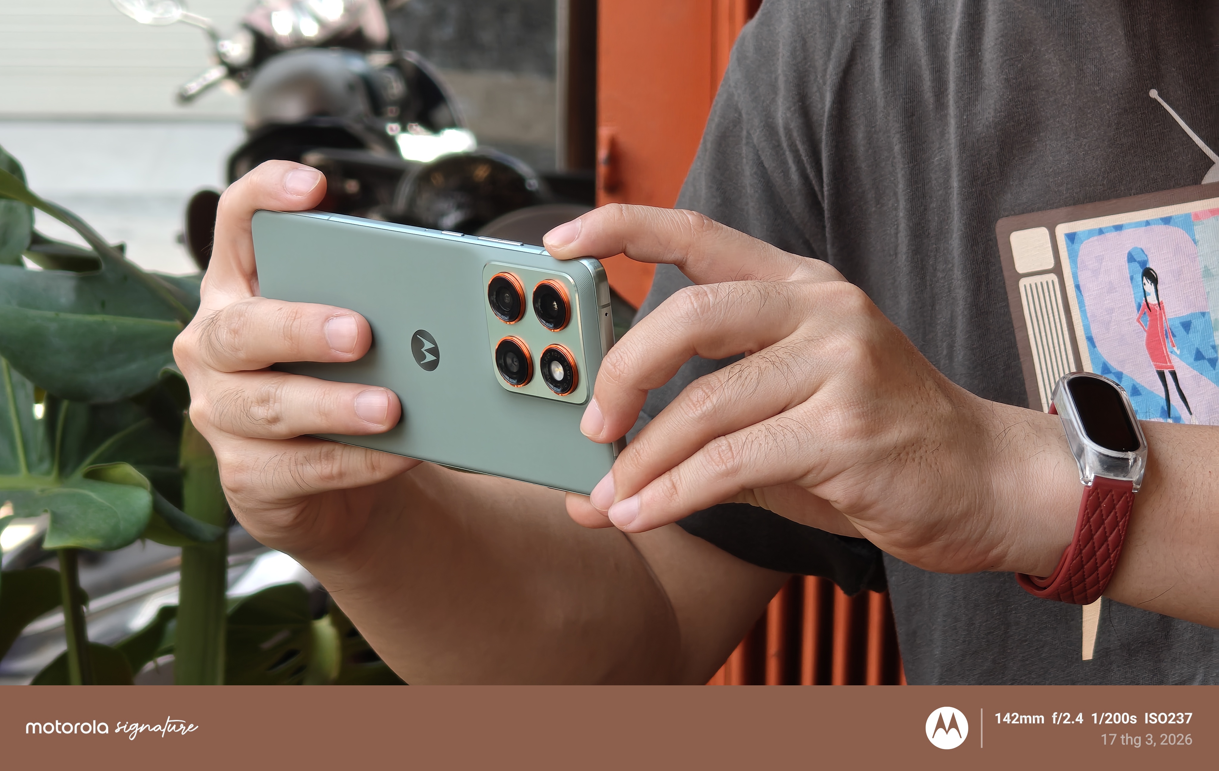 Đánh giá motorola Signature: Mỏng nhẹ dùng rất đã nhưng màn hình dễ xước và hơi nóng Đánh giá motorola Signature: Mỏng nhẹ dùng rất đã nhưng màn hình dễ xước và hơi nóng