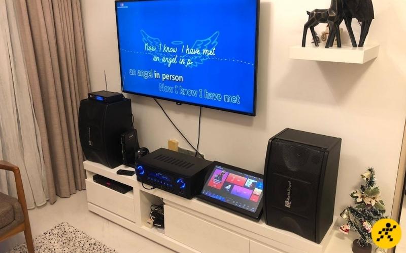 Nâng tầm giọng hát karaoke gia đình Nâng tầm giọng hát karaoke gia đình