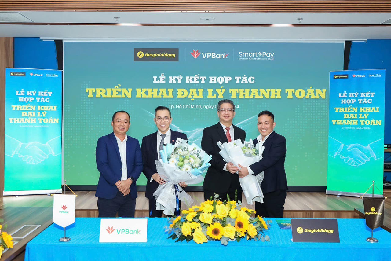 CTCP Thế Giới Di Động ký kết hợp tác với Ngân hàng VPBank