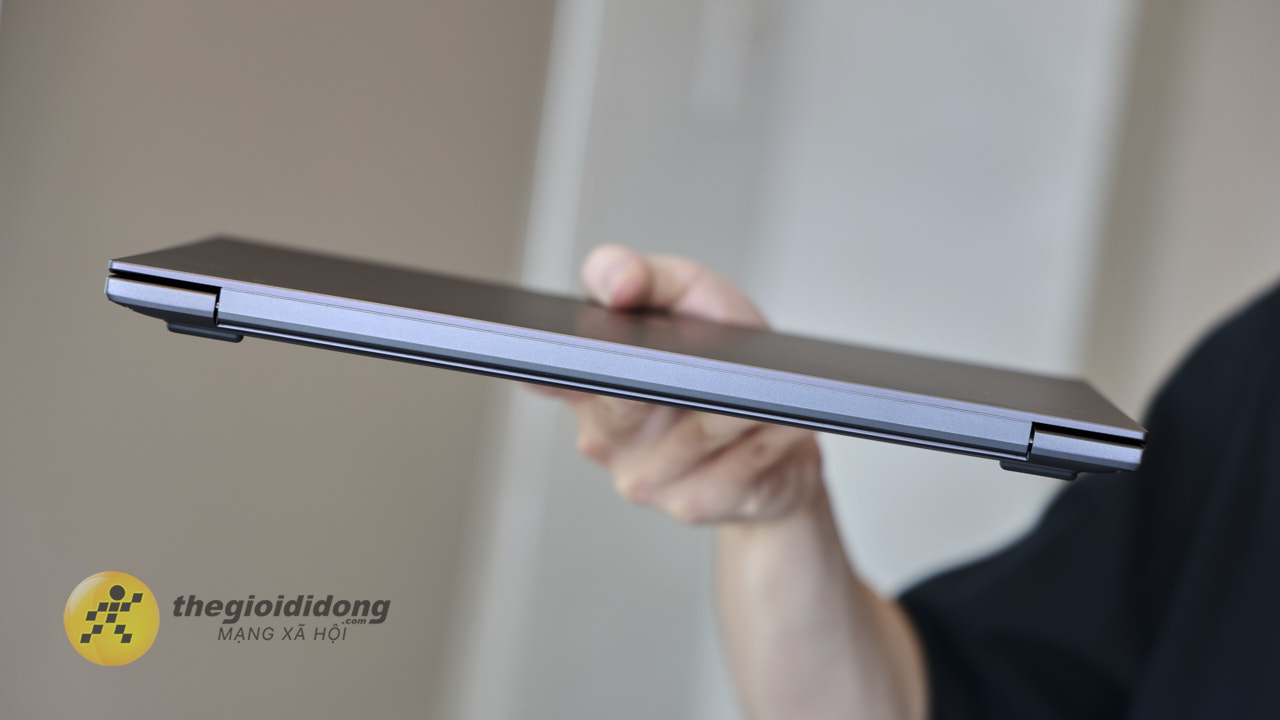 Trên tay laptop Thunderobot AiBook14 Air: Thiết kế chắc chắn, mạnh mẽ với Ryzen 8745HS, màn hình 2K sắc nét
