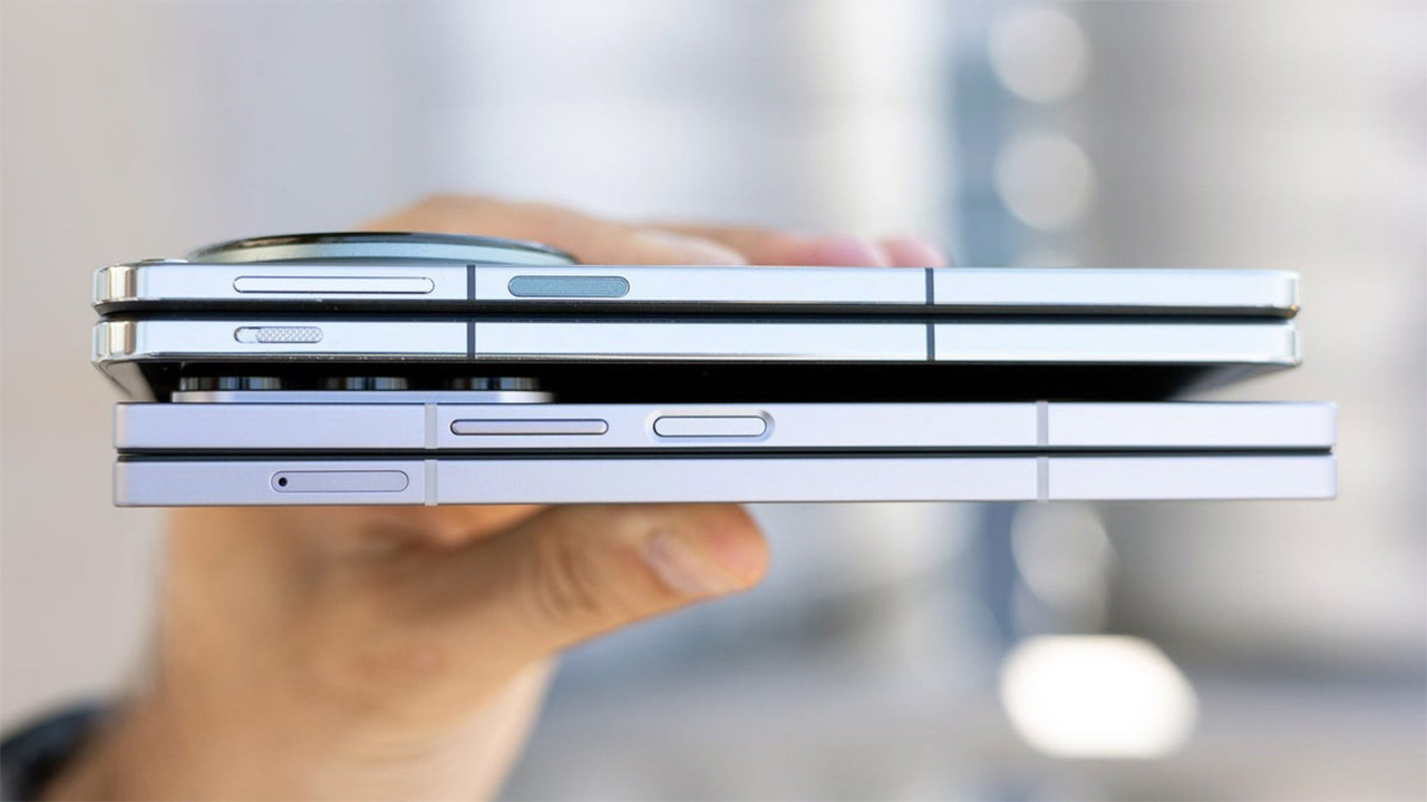 Dòng Galaxy Z Fold của Samsung vẫn còn độ dày hơn so với các đối thủ khác Dòng Galaxy Z Fold của Samsung vẫn còn độ dày hơn so với các đối thủ khác