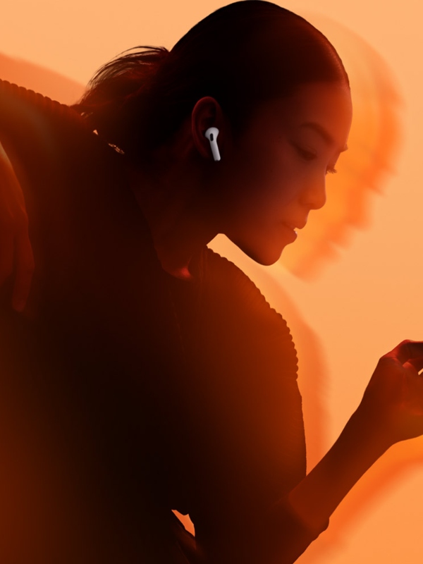 EQ Thích Ứng sẽ tự động điều chỉnh nhạc hướng vào tai bạn