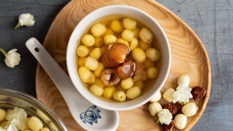 Long nhãn thường được dùng để nấu chè thanh nhiệt
