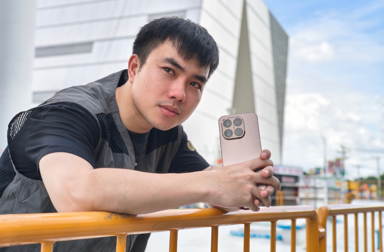 Mở Hộp Và Trên Tay Xiaomi 15T: Giá Tốt Hơn Với Chip Dimensity 8400-Ultra, Camera Leica 50 Mp Mở Hộp Và Trên Tay Xiaomi 15T: Giá Tốt Hơn Với Chip Dimensity 8400-Ultra, Camera Leica 50 Mp