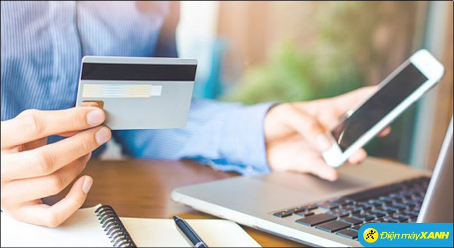 Công dân trong độ tuổi từ 15 đến dưới 18 hoàn toàn có quyền tự mình mở tài khoản thanh toán và thẻ ghi nợ nội địa