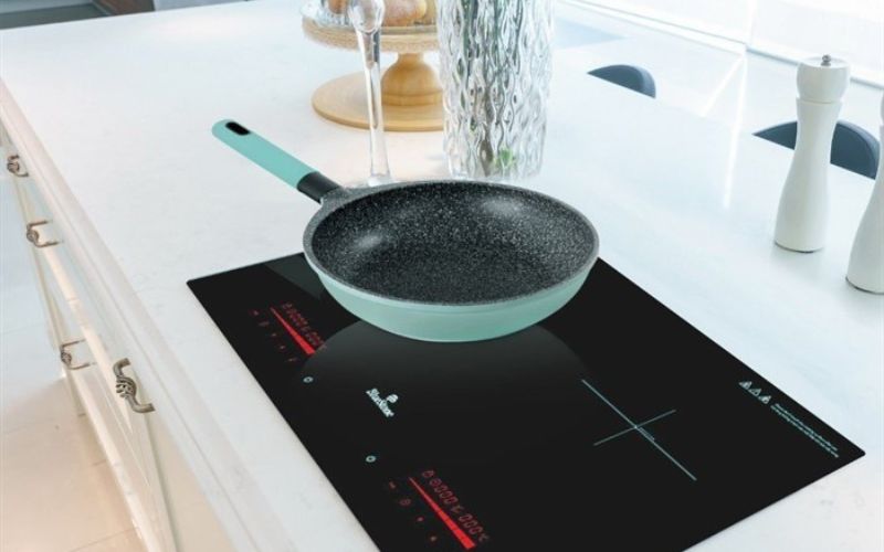 Chảo nhôm chống dính vân đá đáy từ 24 cm Carez FPC581DI24SN bền bỉ, chịu mài mòn tốt, giữ nhiệt lâu, dùng lâu dài nếu bảo quản đúng cách