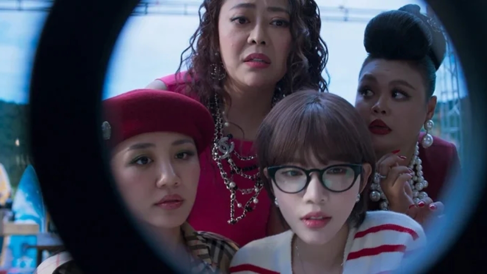 Ph&acirc;n cảnh livestream (ph&aacute;t trực tiếp)