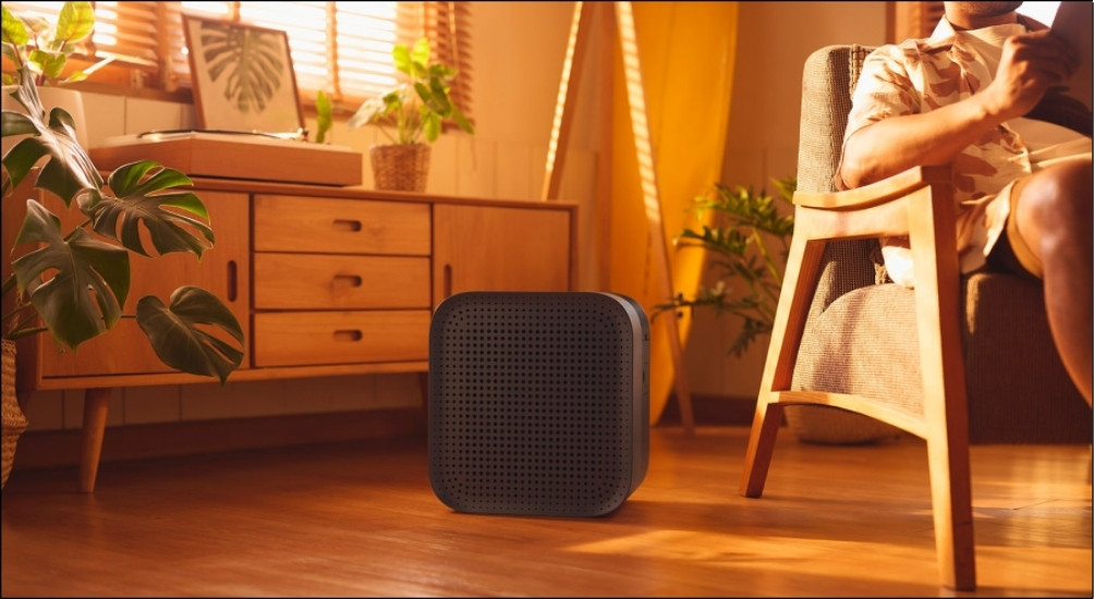 Máy lọc không khí AIR CREATOR AD sử dụng bộ khuếch tán hương thơm chuyên dụng để tạo ra một không gian thư giãn và dễ chịu