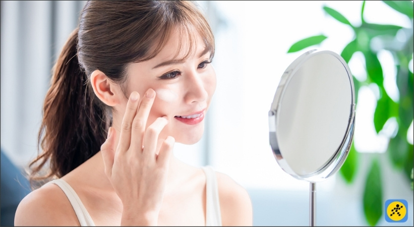 Sau khi da đã được cấp nước, cần dùng kem dưỡng ẩm phù hợp để khóa lại độ ẩm