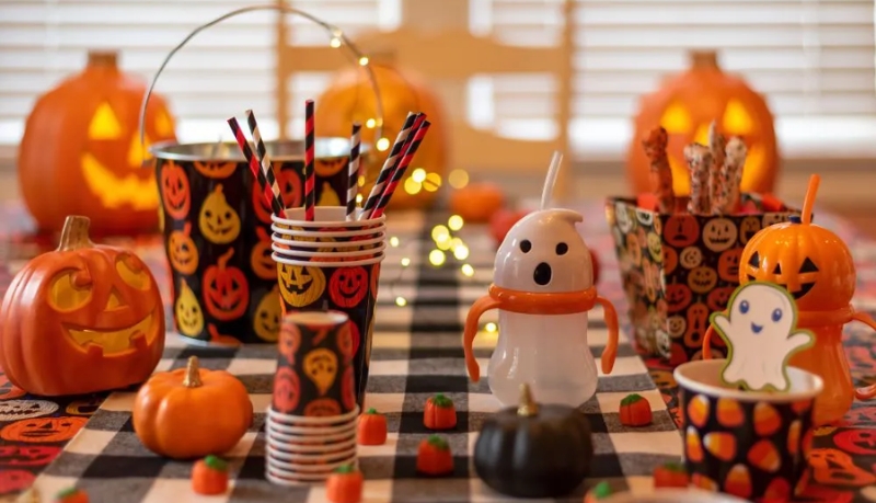 Lưu ý khi chọn đồ trang trí Halloween bằng cốc, đĩa và khăn ăn Lưu ý khi chọn đồ trang trí Halloween bằng cốc, đĩa và khăn ăn