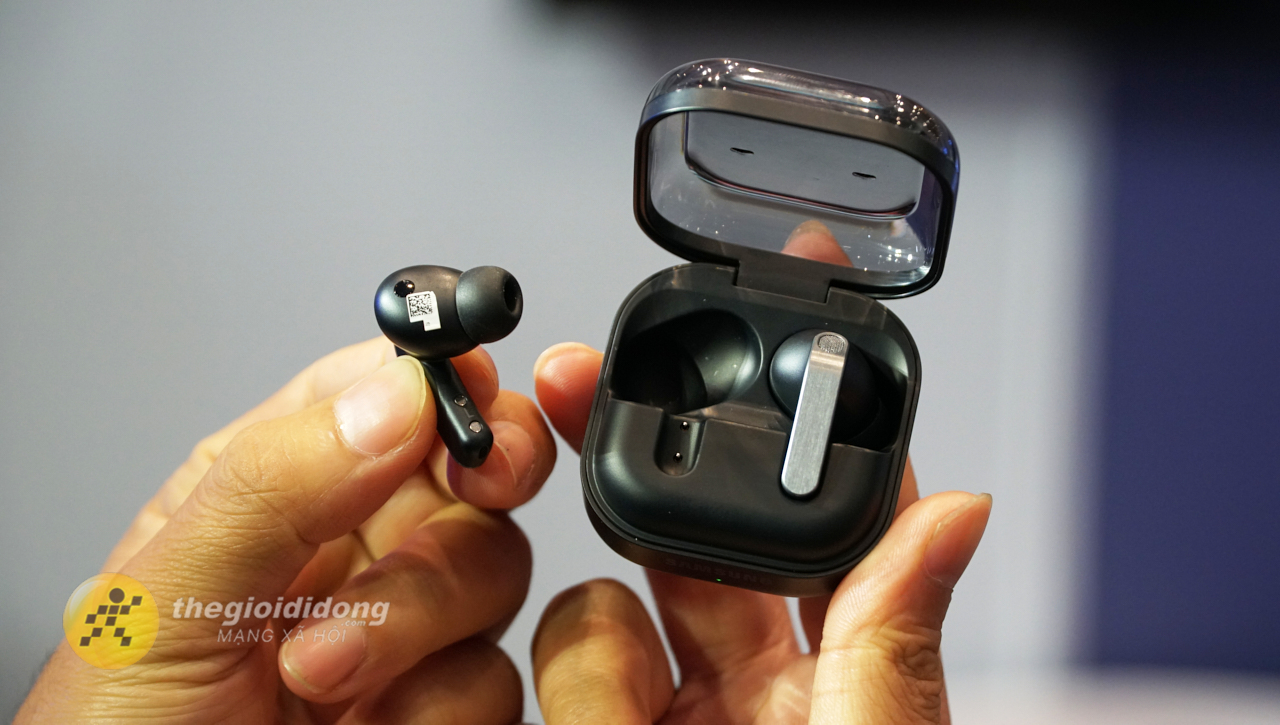 Cùng mình trên tay Samsung Galaxy Buds4 series nhé! Cùng mình trên tay Samsung Galaxy Buds4 series nhé!