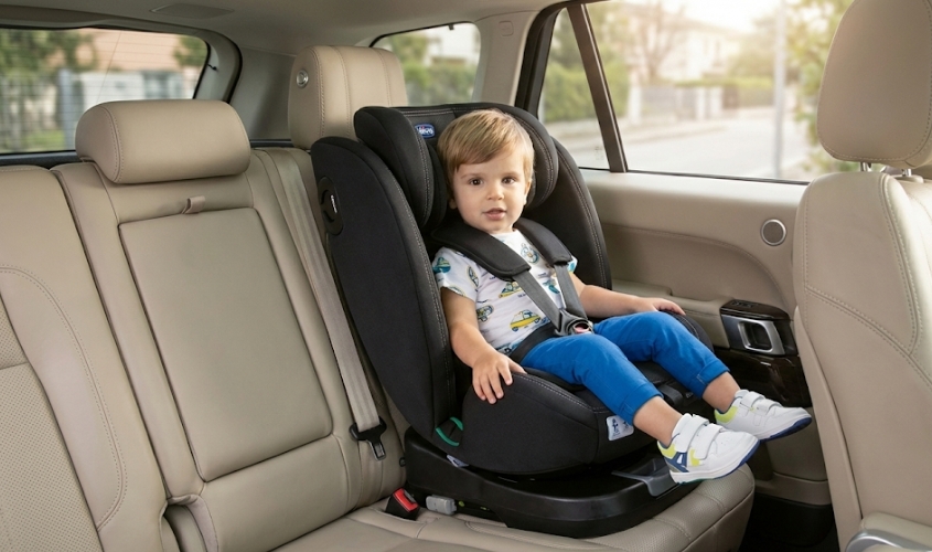 Ghế trẻ em ISOFIX được gắn chắc chắn trên ô tô