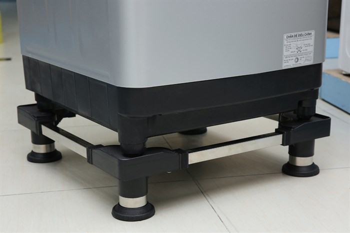 Chân đế giúp nâng cao thiết bị tránh ẩm ướt và ngập nước hiệu quả