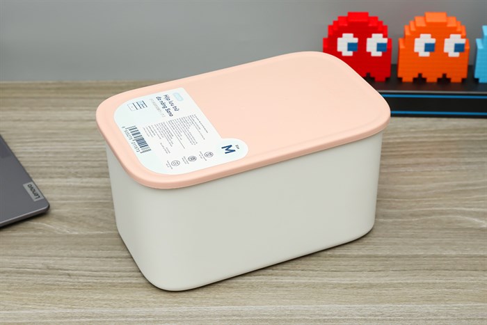 hộp nhựa Inochi Sano size M màu hồng nhạt, kiểu dáng dày dặn phù hợp lưu trữ phụ kiện và đồ học tập
