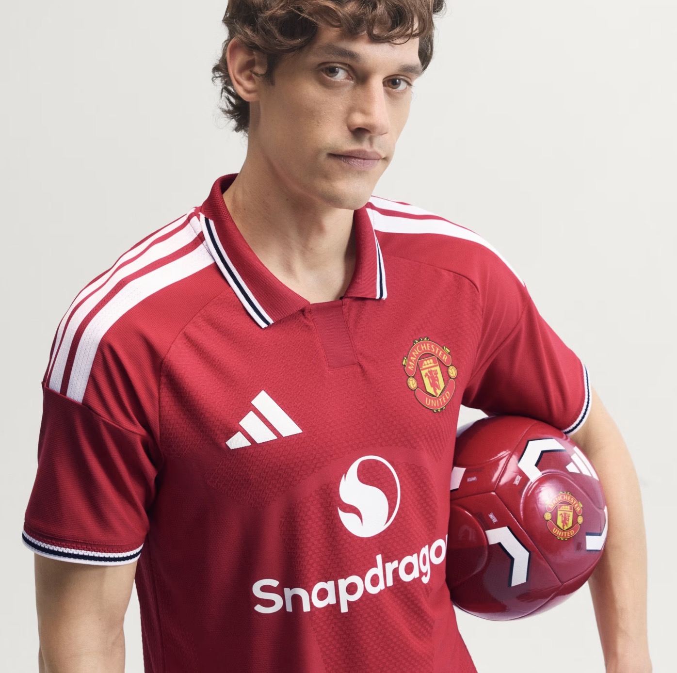 Nguồn: Adidas.