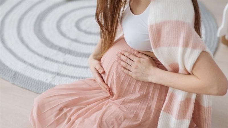 Phụ nữ có thai không được sử dụng isotretinoin