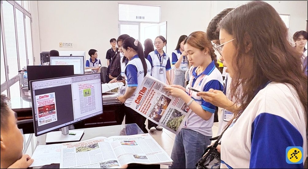 Khối ngành báo chí, truyền thông là mảnh đất màu mỡ cho những tâm hồn sáng tạo Khối ngành báo chí, truyền thông là mảnh đất màu mỡ cho những tâm hồn sáng tạo