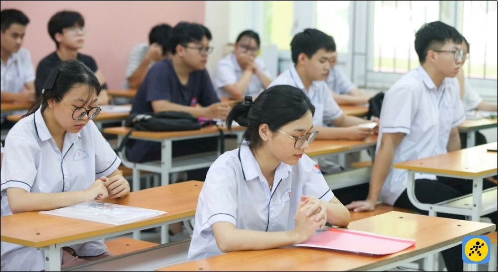 Phổ điểm khối D01 năm 2025 đạt mức 18,62 điểm Phổ điểm khối D01 năm 2025 đạt mức 18,62 điểm