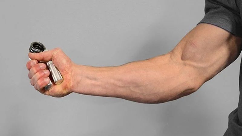 Kìm kẹp tay có thể giúp tăng cường sức mạnh cổ tay, cẳng tay