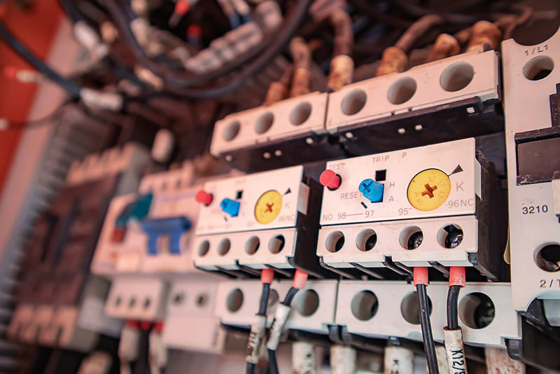 Cấu tạo của rơ le bảo vệ đa cấp