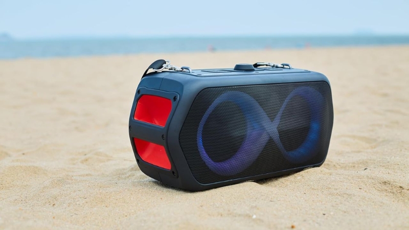 Loa Monster thường có thiết kế khỏe khoắn, chất âm dải trầm ấn tượng.