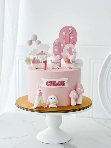 Mẫu bánh sinh nhật cho bé gái đẹp 8