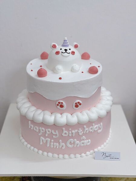 Mẫu bánh sinh nhật bé gái đơn giản 5
