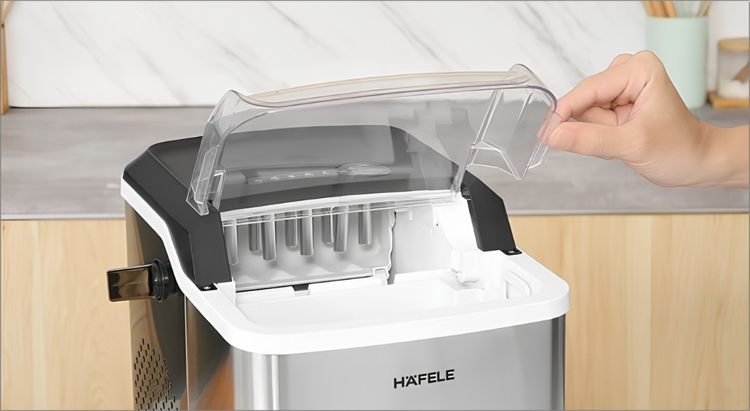 Máy làm đá Hafele HS-IM120X với thân máy bằng thép không gỉ an toàn, hạn chế rỉ sét, dễ dàng vệ sinh