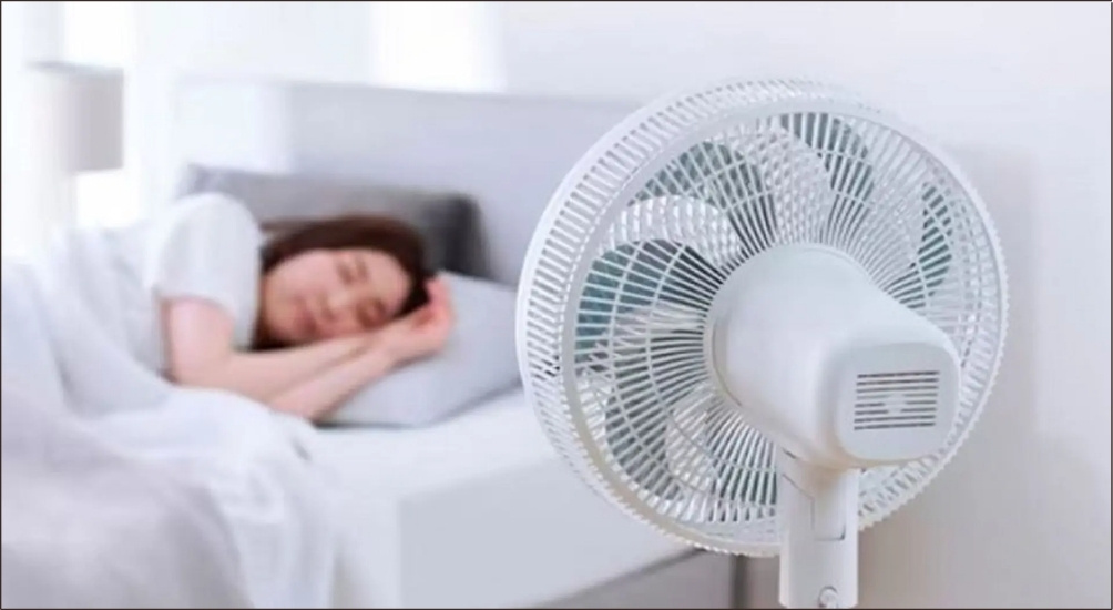 Việc bật quạt suốt đêm khiến động cơ sinh nhiệt liên tục, dễ gây khô dầu và mòn bạc đạn
