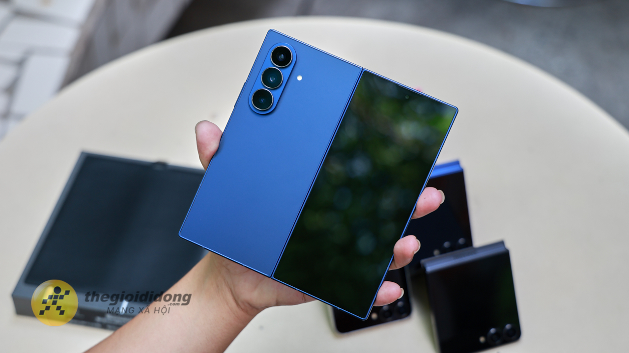 Cùng Mình Mở Hộp Samsung Galaxy Z Fold 7 Tại Việt Nam Cùng Mình Mở Hộp Samsung Galaxy Z Fold 7 Tại Việt Nam