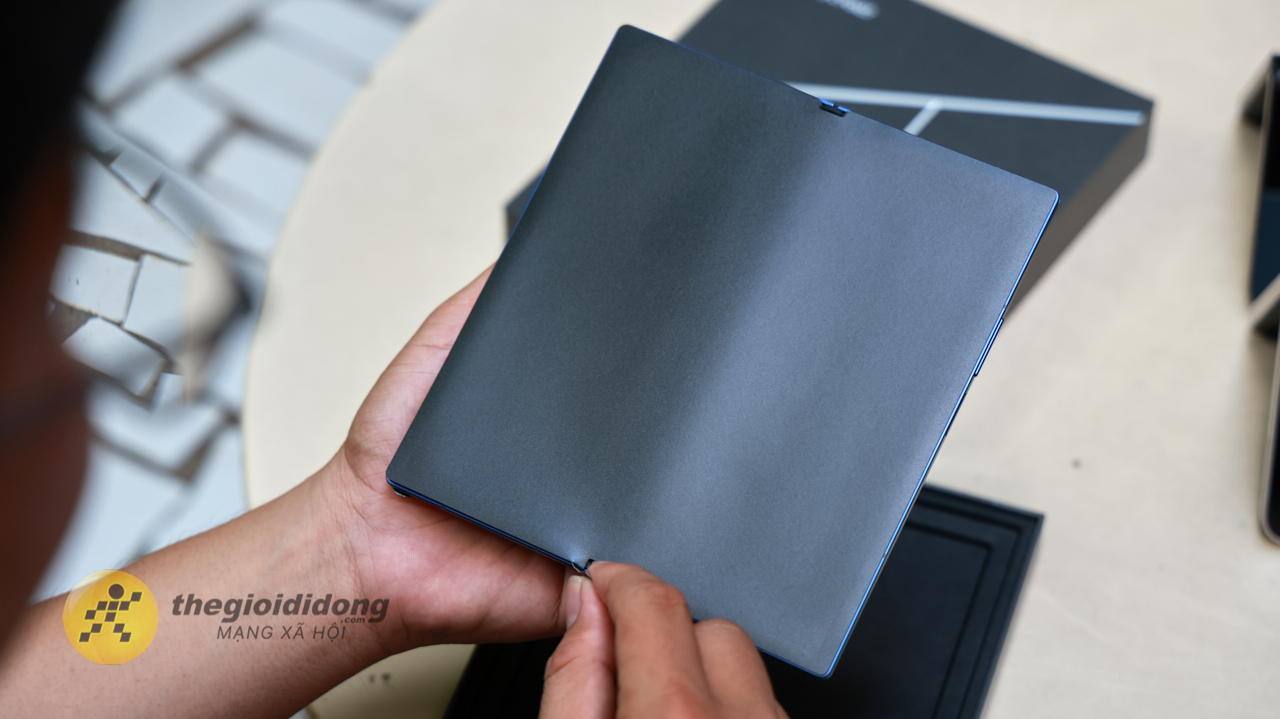 Cùng Mình Mở Hộp Samsung Galaxy Z Fold 7 Tại Việt Nam Cùng Mình Mở Hộp Samsung Galaxy Z Fold 7 Tại Việt Nam