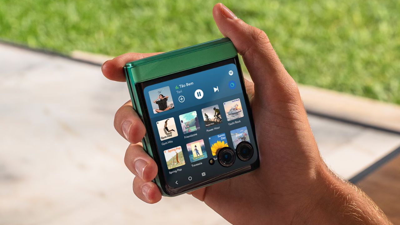 Motorola Mang Về Việt Nam 5 Phiên Bản Chính Hãng, Từng Phiên Bản Sẽ Phù Hợp Với Ai?